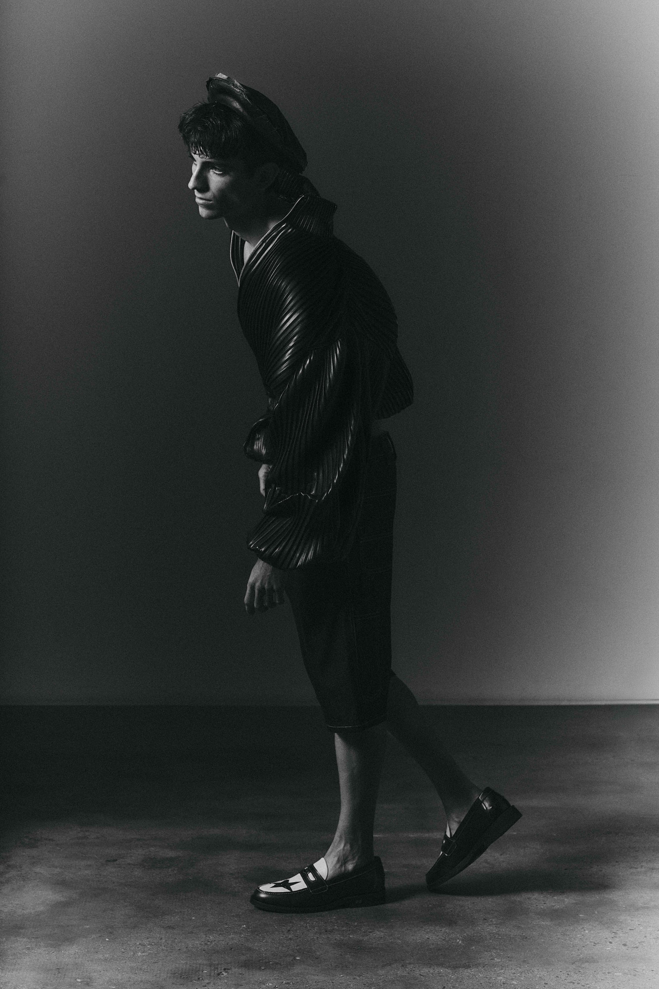 SKIN BETWEEN THE LINES 1